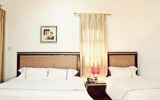 Golden Rose Hotel