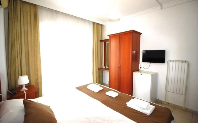 Bonapart Hotel