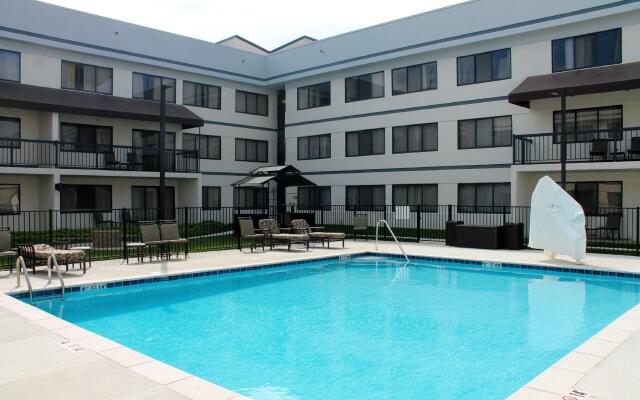 DoubleTree Suites by Hilton Dayton - Miamisburg