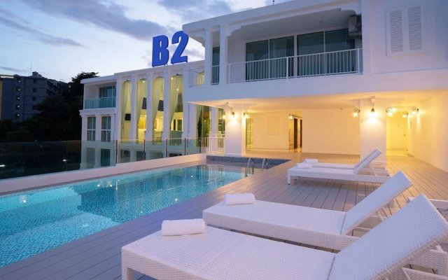 B2 Phuket Premier Hotel
