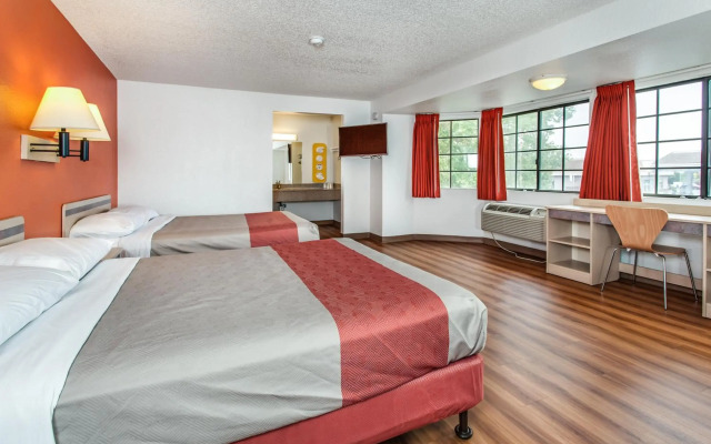Motel 6 Fairfield, CA - North