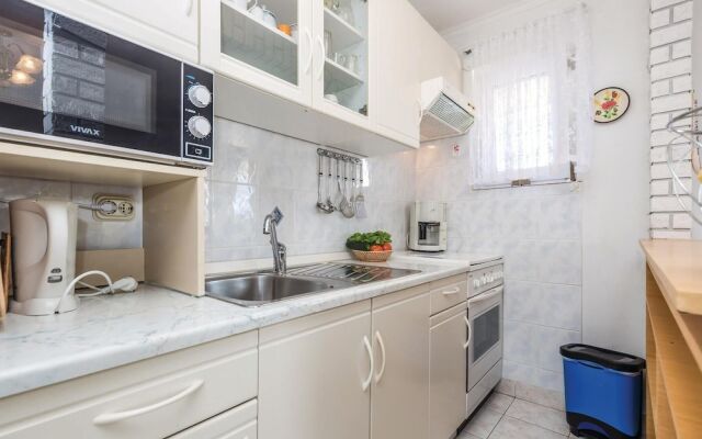 Beautiful Home in Kampor With Wifi and 1 Bedrooms