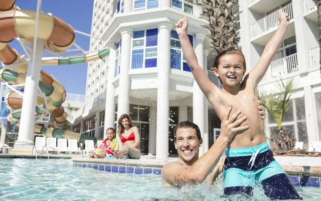 Crown Reef Resort