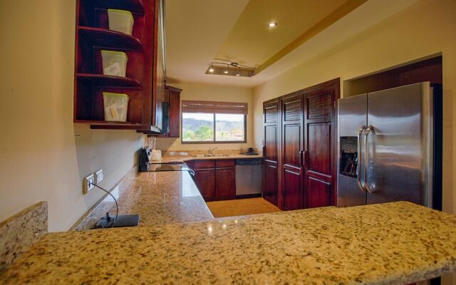 Condor Lodge