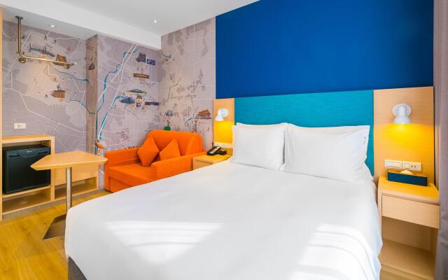 Holiday Inn Express Taichung Fengchia by IHG