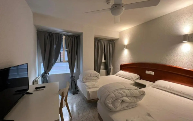 Hostal La Embajada