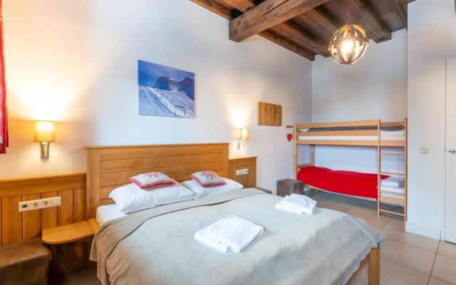 Traditional Holiday Home With Sauna in Niedernsill