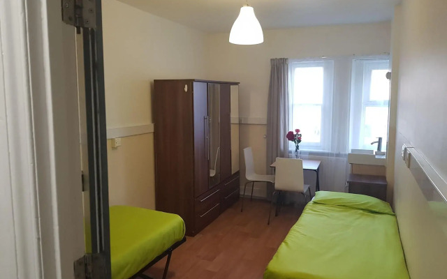 Halpin House - Hostel