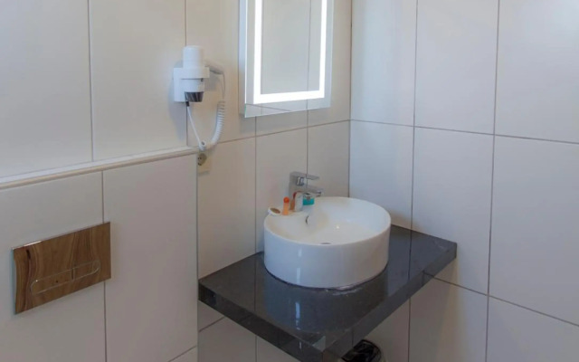 my Solmaz Otel