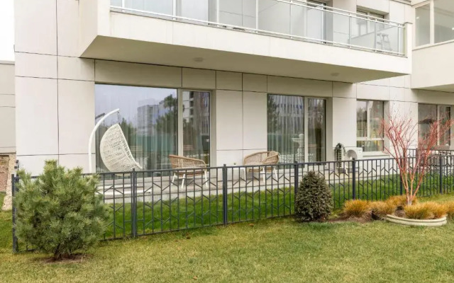 MAISON PASTEL. Romexpo 2-Bedroom Free Parking