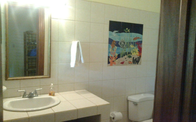 Playa Negra Guesthouse