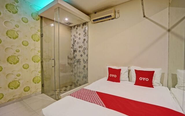 Super OYO Capital O 92633 Spring Hotel Gubeng