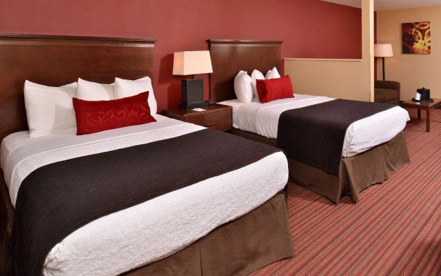 Best Western Woodland Inn