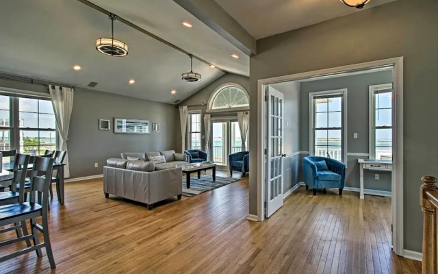 Idyllic Oceanfront Home on Atlantic City Boardwalk