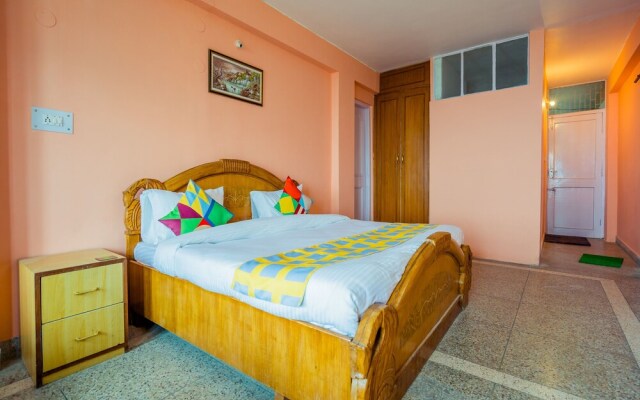 OYO 14127 Home Doon View 3BHK Library Chowk