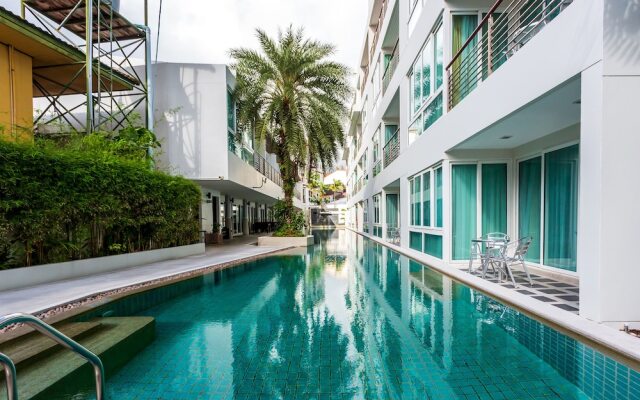 The Palms Kamala by Lofty