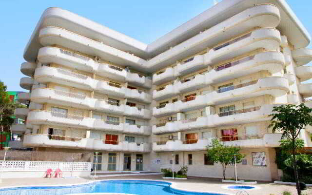 Arquus Salou by Click&Booking