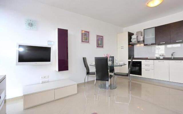 Luxury Town Center Apartments