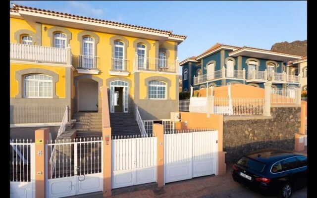 Dream Villa, Heated Swimming Pool, Barbeque