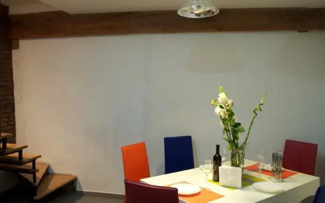 Duplex Apartment near Sharden Street
