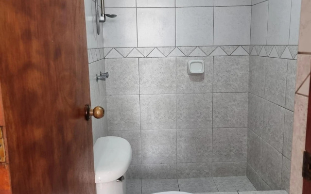 Apart Hotel Cabral a 5 minutos del Jockey Plaza