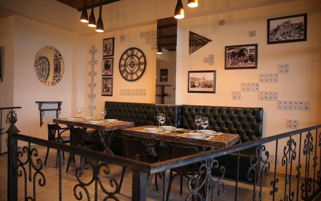 Chateau Mosmieri Resort