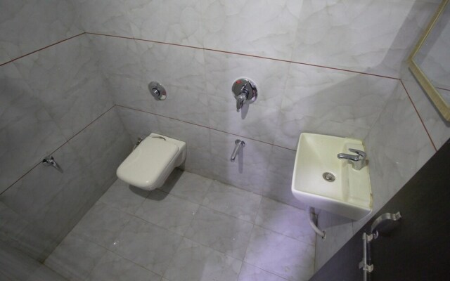 OYO 1345 Hotel S K