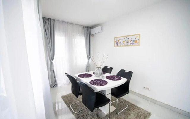 Apartments Budimlija