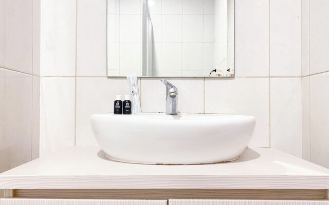 Best Elegant And Cozy Stay Studio At Thamrin Executive Apartment