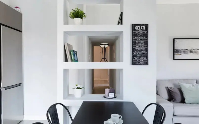 UPSTREET Minimal 2BD Apt-Lycabettus view