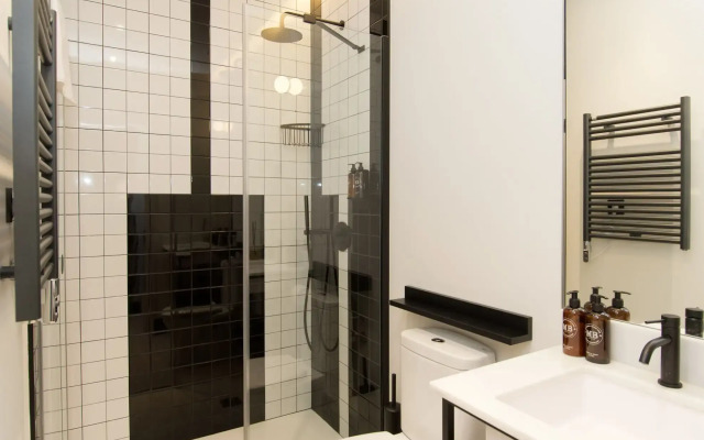 Amor de Dios 17 Luxury Suites