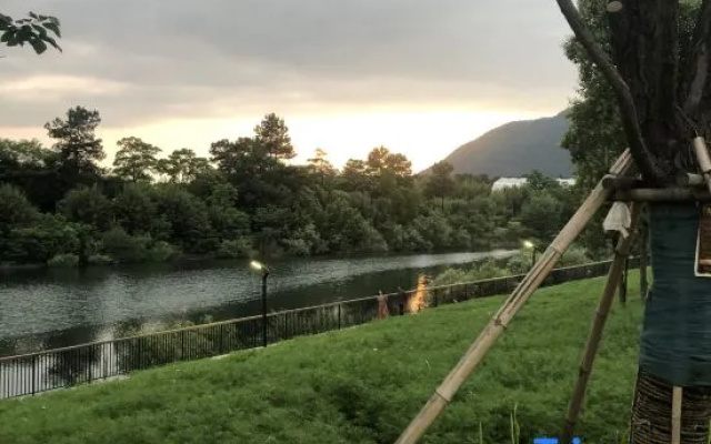 Lvzhu Taoyuan Guesthouse