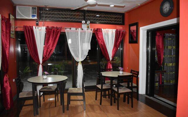 Nikita's Place Hotel