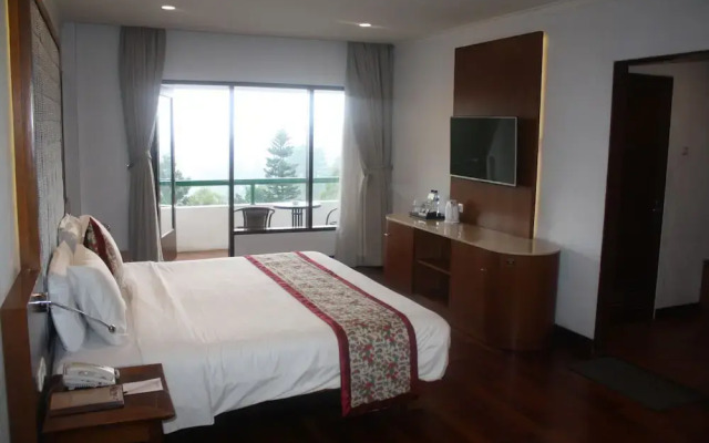 Puncak Pass Resort