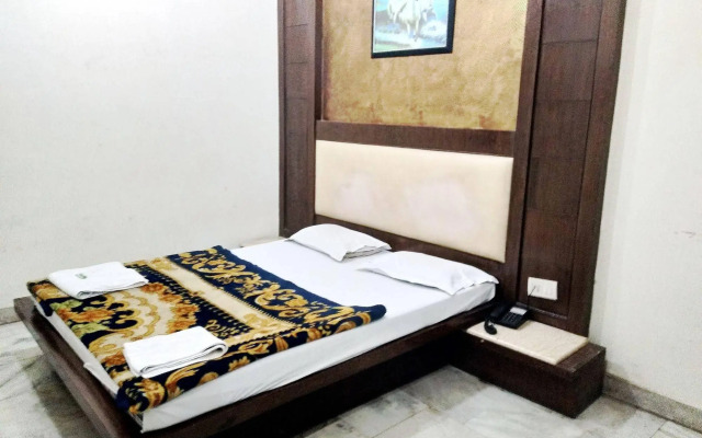 Hotel Maanvi
