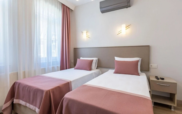 Duplex House Near Trendy Attractions in Sisli