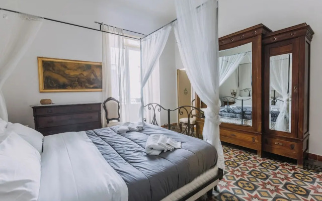 Real Umberto Apartments by WonderfuI Italy