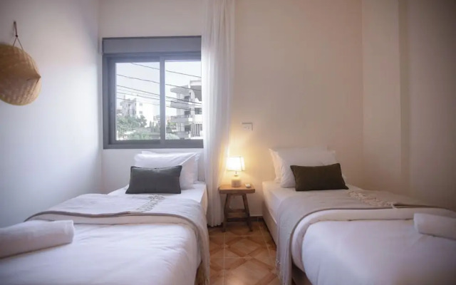 Akl - Chic Apts & Balconies in Batroun