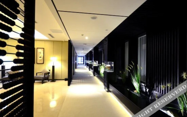 Qushui Lanting Holiday Hotel