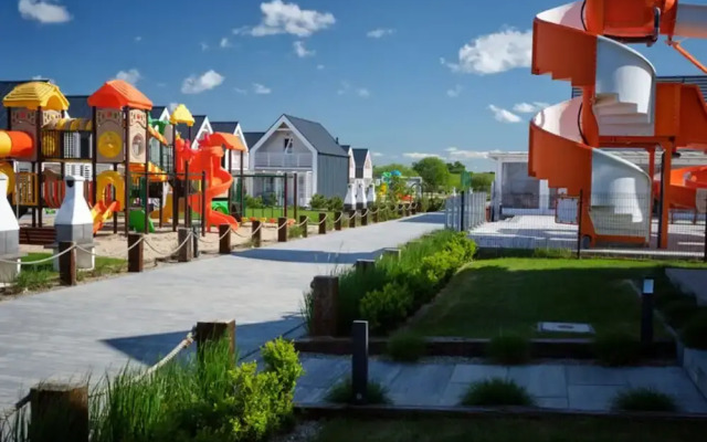 Luxury Holiday Homes, Swimming Pool, Sarbinowo