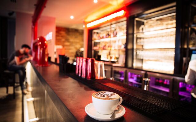 Malmaison Reading
