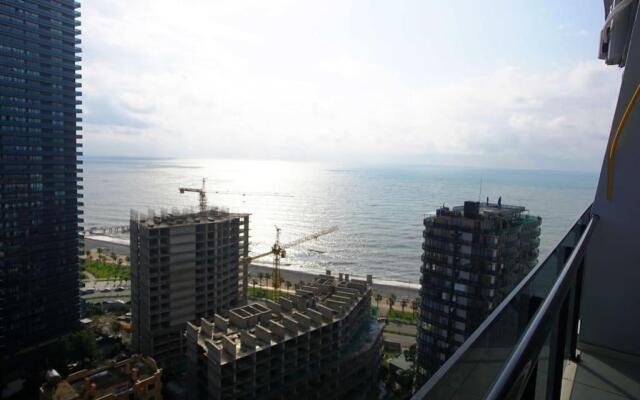 Leo Group Apartment 22-03 Elegance Batumi