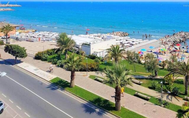 Aurelia 158 Int 11 Frontemare 1