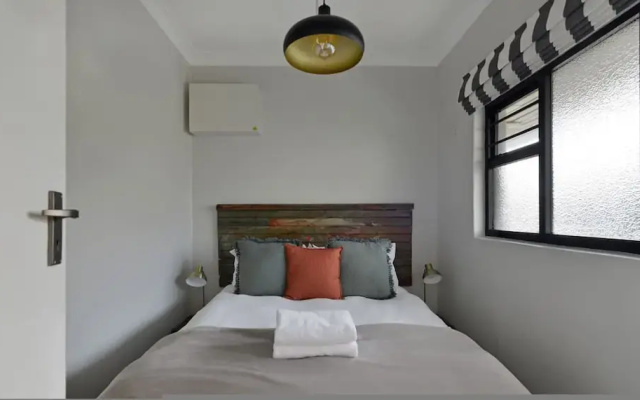 Charming 2-bed Central Green Point Stadium