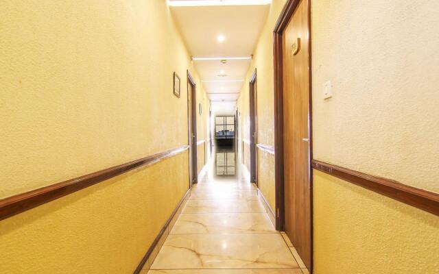 Townhouse OAK Hotel Edesia