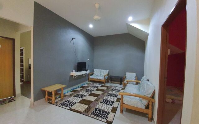OYO HOME 90280 Darussalam Homestay