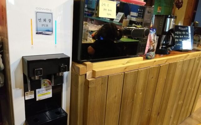 Jejudoparty Guesthouse Yeon - Hostel