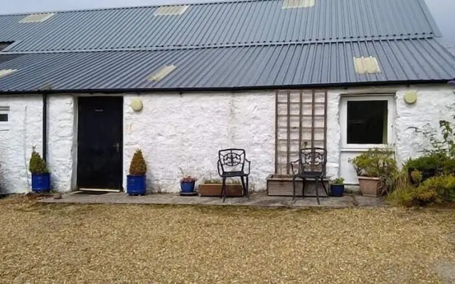 Loch Leven Hotel & Distillery
