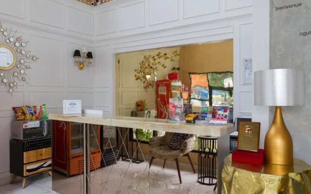 RedDoorz Premium @ The Batik Hotel Moh. Toha