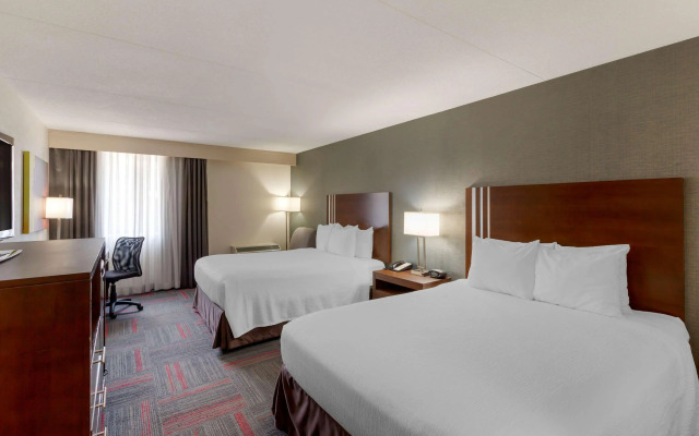 Best Western Plus Toronto Airport Hotel